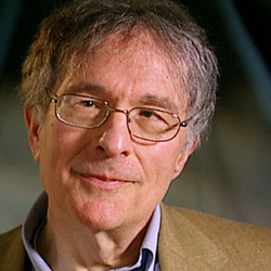 Dr. Howard Gardner